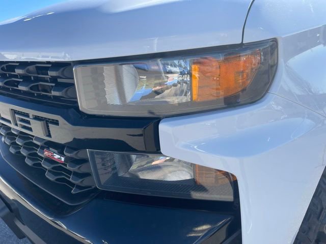 Used 2019 Chevrolet Silverado 1500 Custom Trail Boss w/ Custom Convenience Package image 9