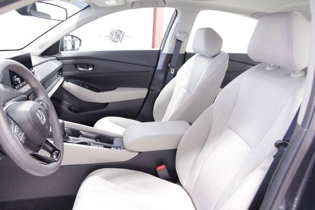 Certified 2024 Honda Accord EX image 15