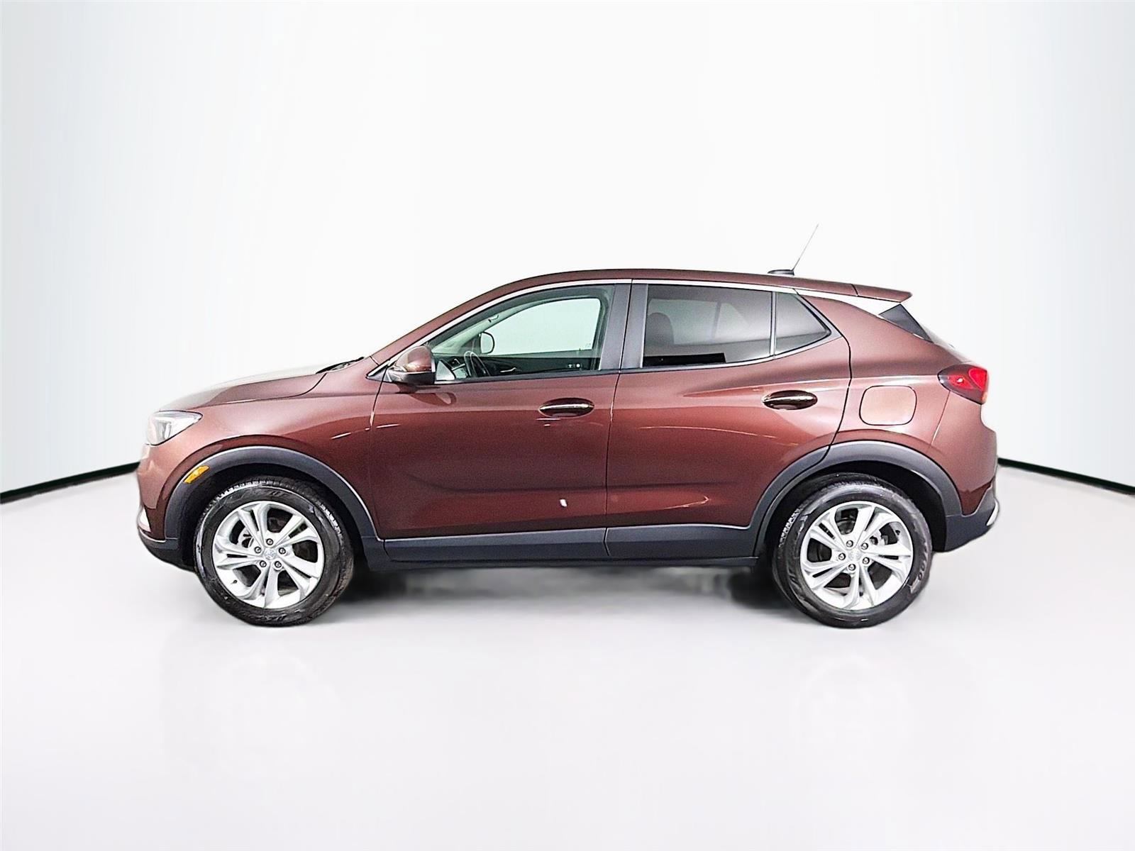 Used 2022 Buick Encore GX Preferred w/ Cold Weather Comfort Package image 4