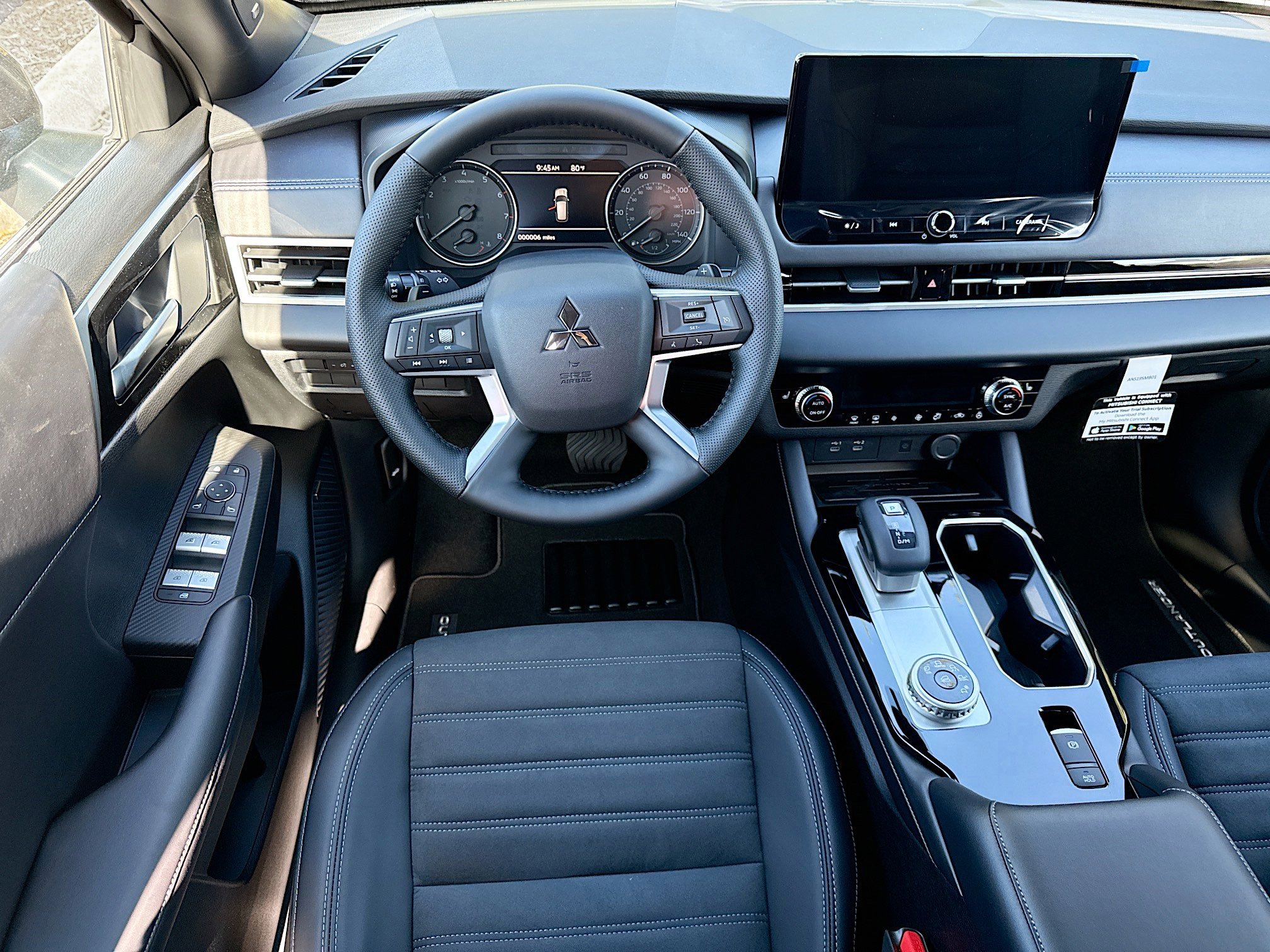 New 2026 Mitsubishi Outlander LE FWD image 16