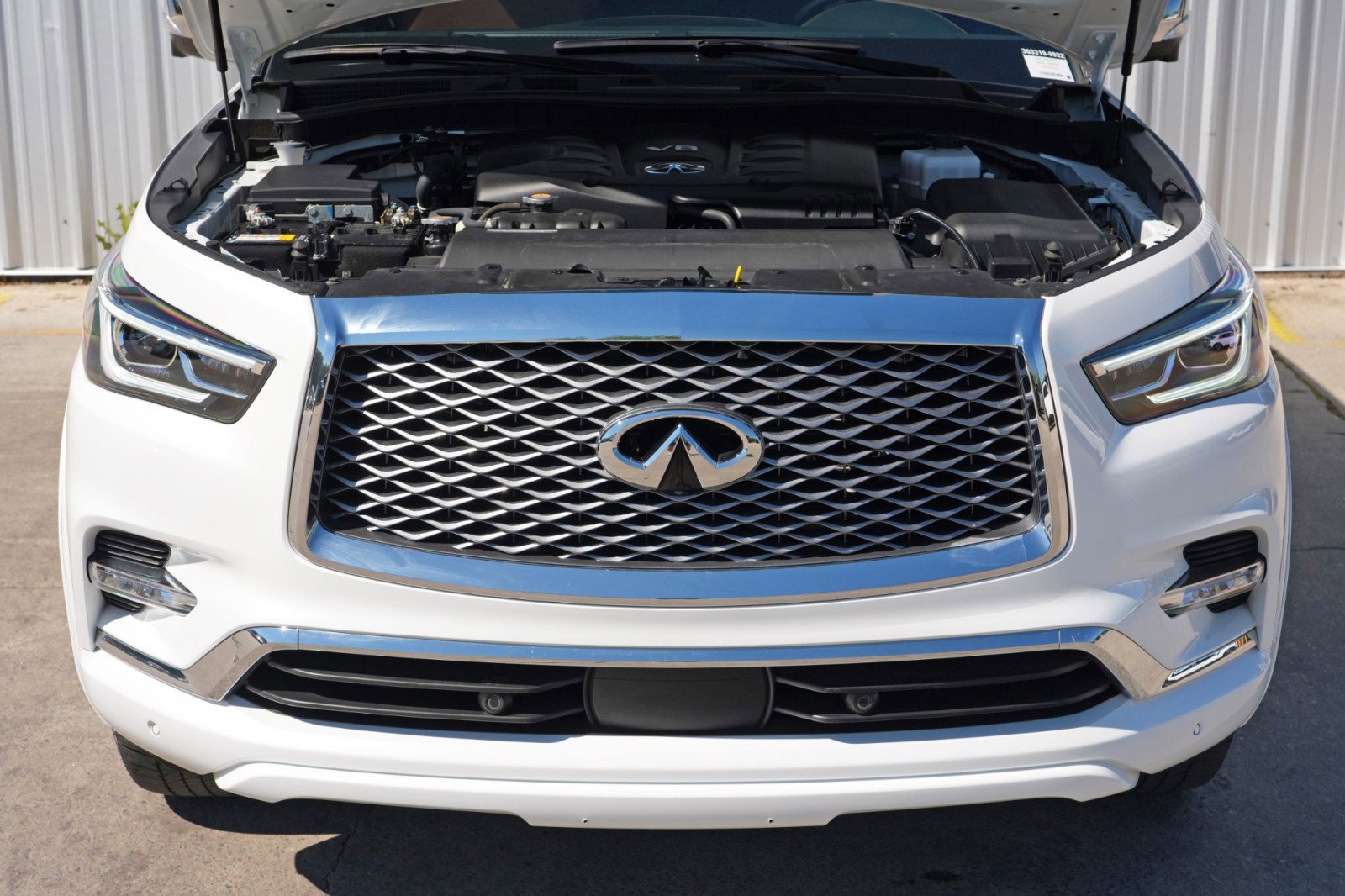 Used 2023 INFINITI QX80 Sensory w/ Cargo Package image 8