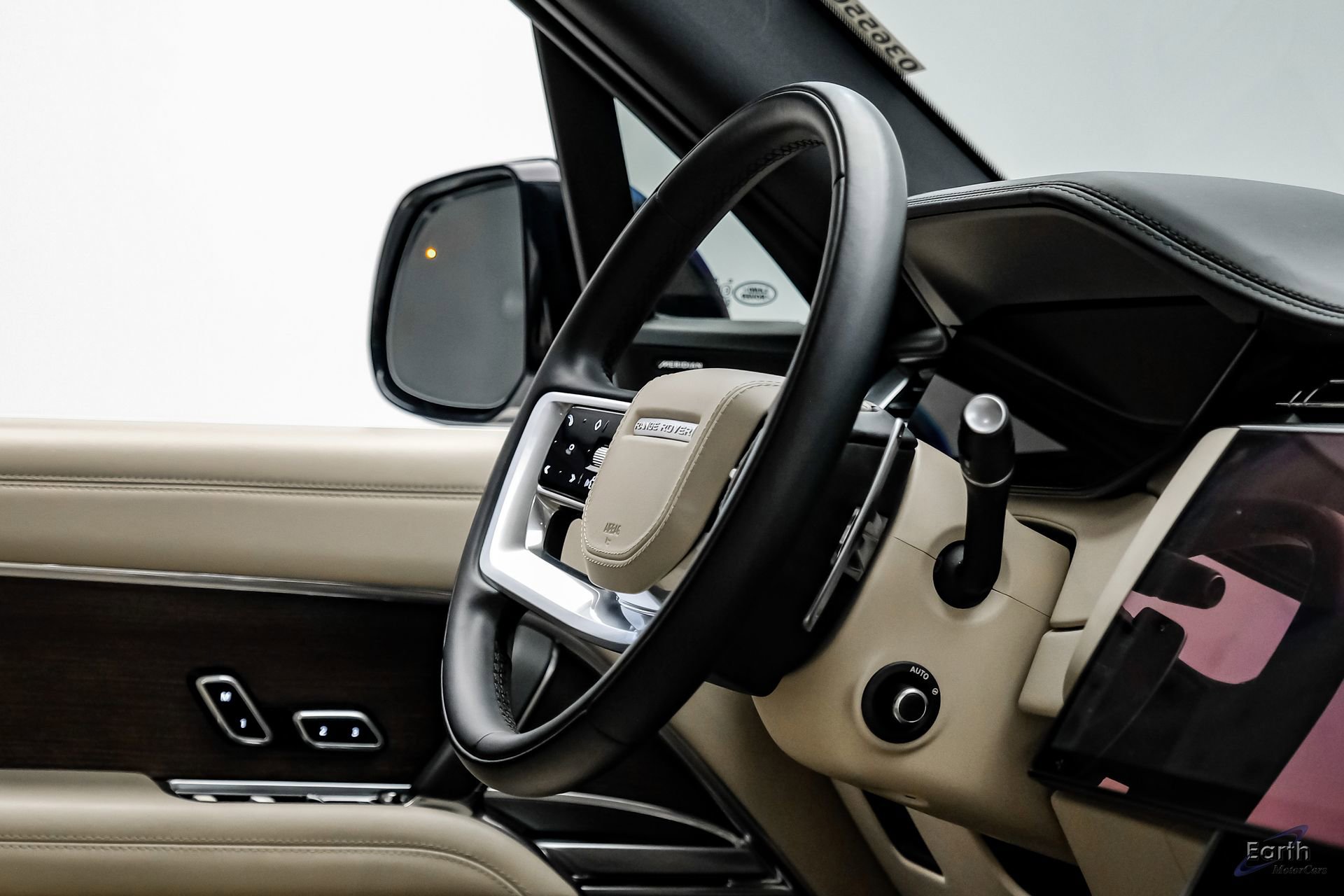 Used 2023 Land Rover Range Rover SE image 50