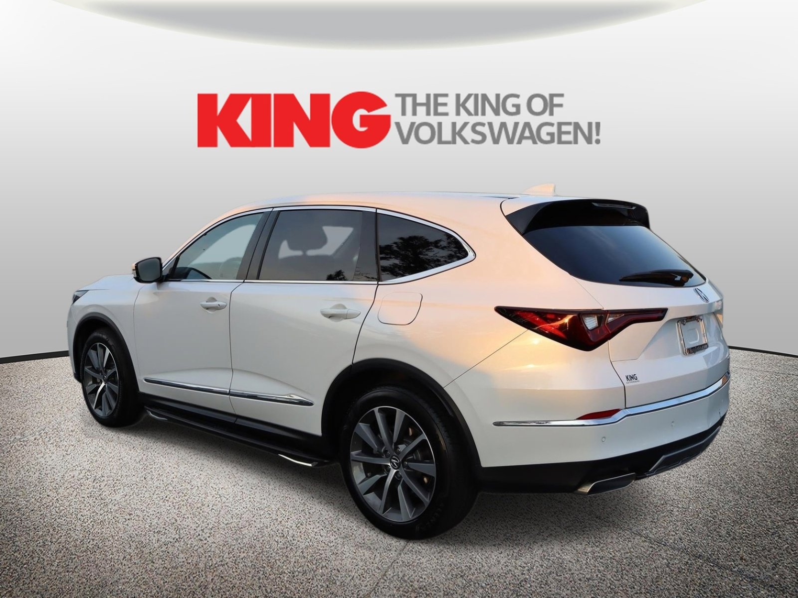 Used 2025 Acura MDX SH-AWD w/ Technology Package image 6