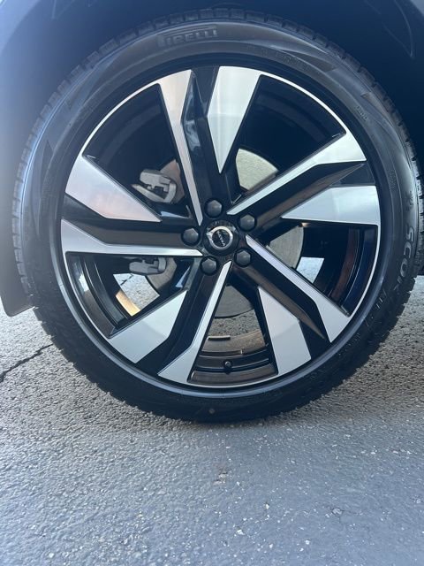 New 2026 Volvo XC40 B5 Ultra w/ Climate Package AWD/4WD image 33
