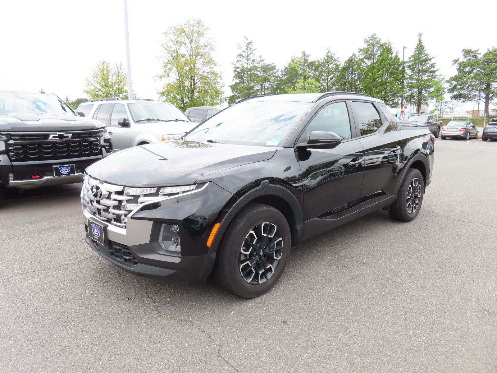 Used 2023 Hyundai Santa Cruz SEL Premium AWD/4WD image 3