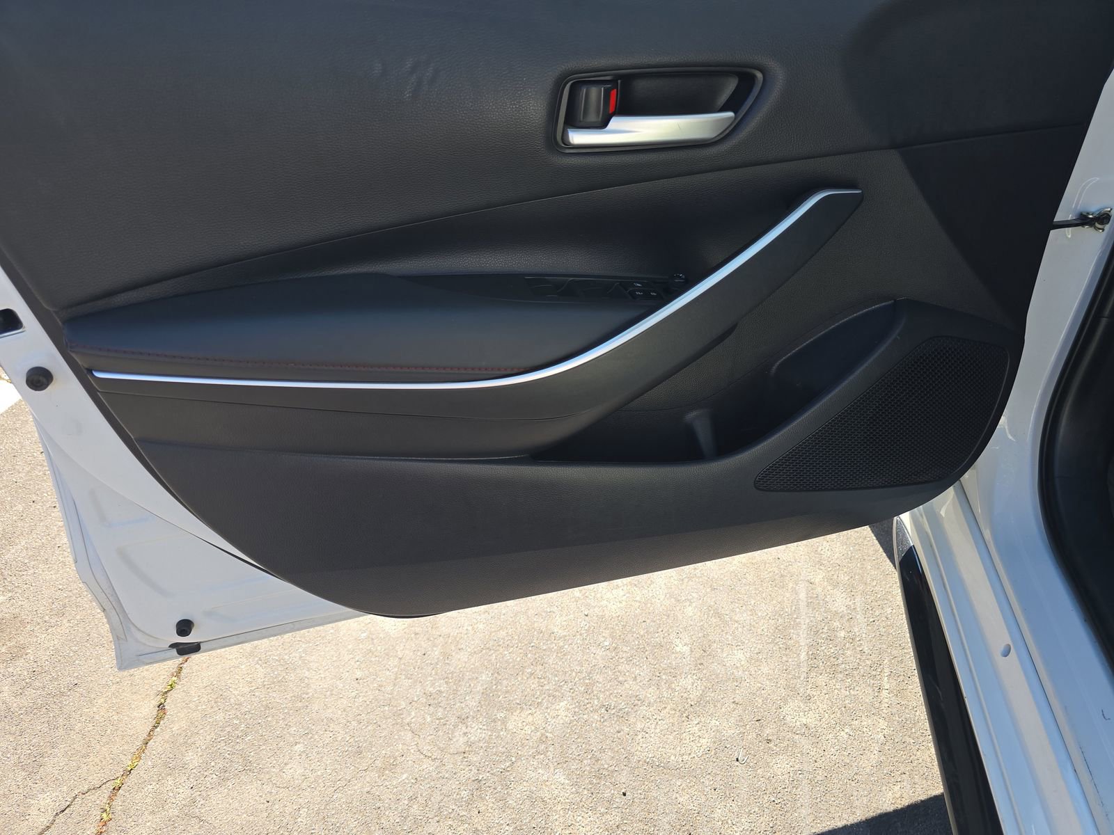 Used 2024 Toyota Corolla SE AWD/4WD image 14