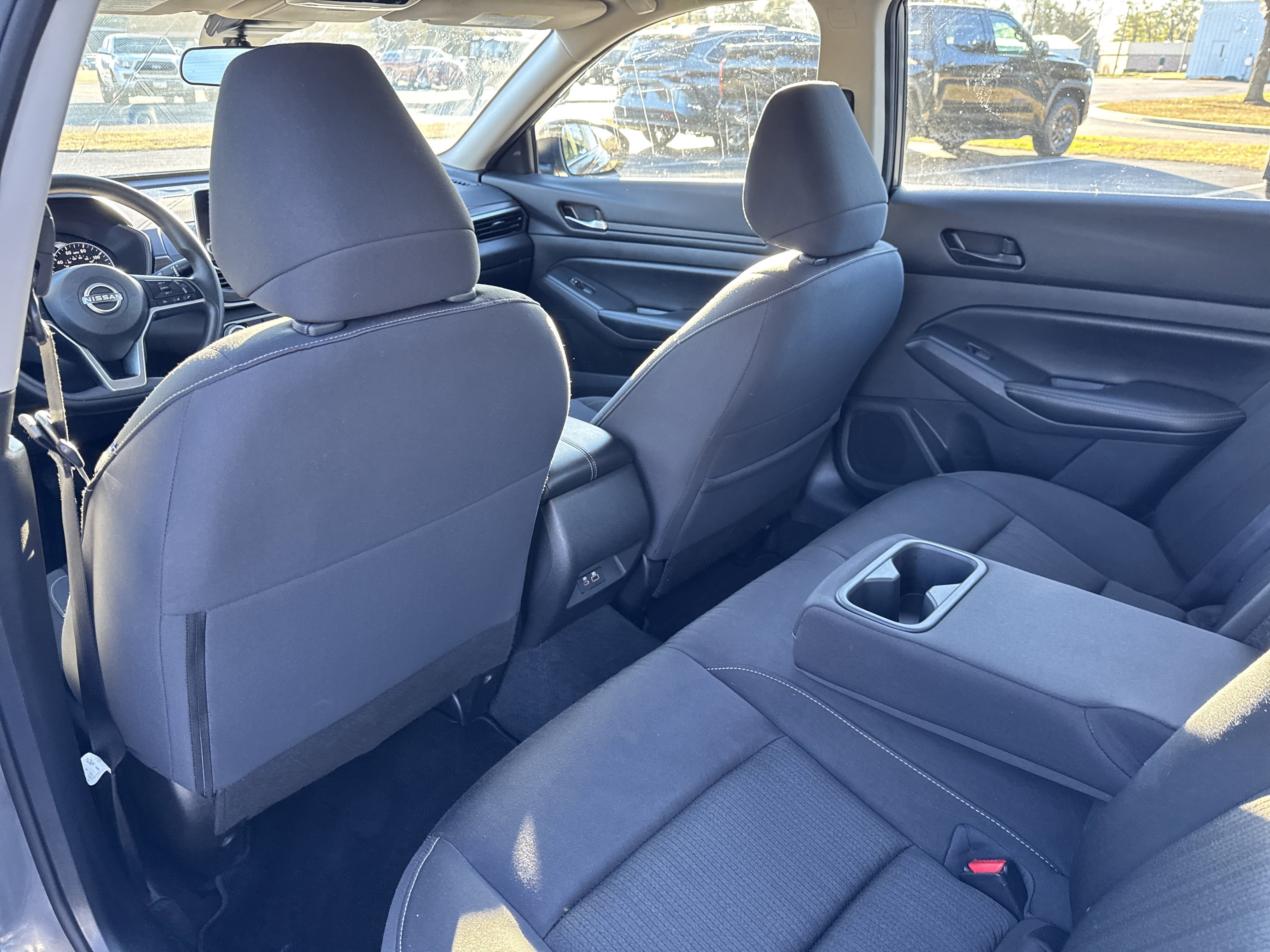 Used 2024 Nissan Altima 2.5 SV image 25