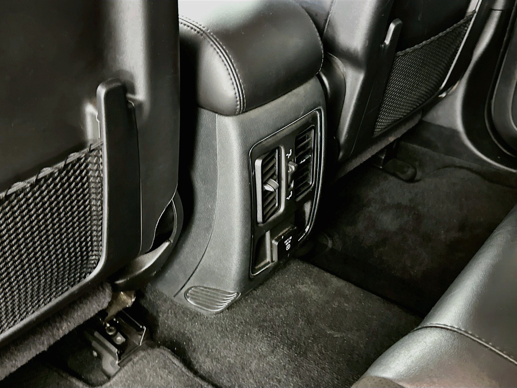 Used 2022 Jeep Grand Cherokee Laredo X AWD/4WD image 28