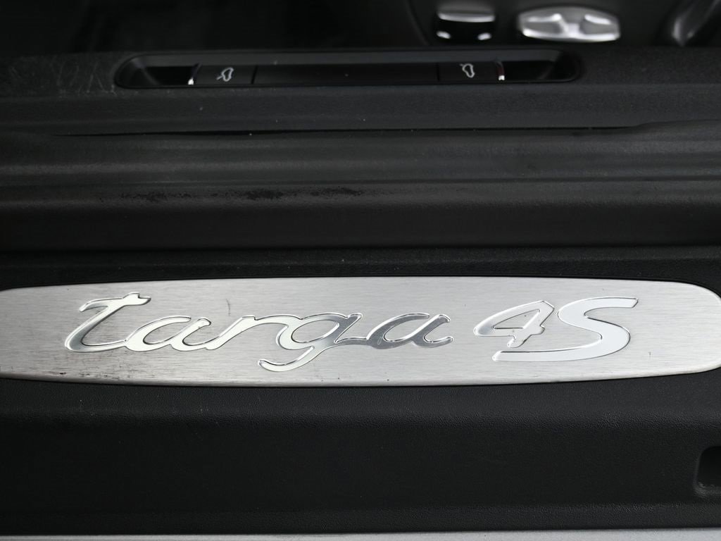 Used 2019 Porsche 911 Targa 4S image 7