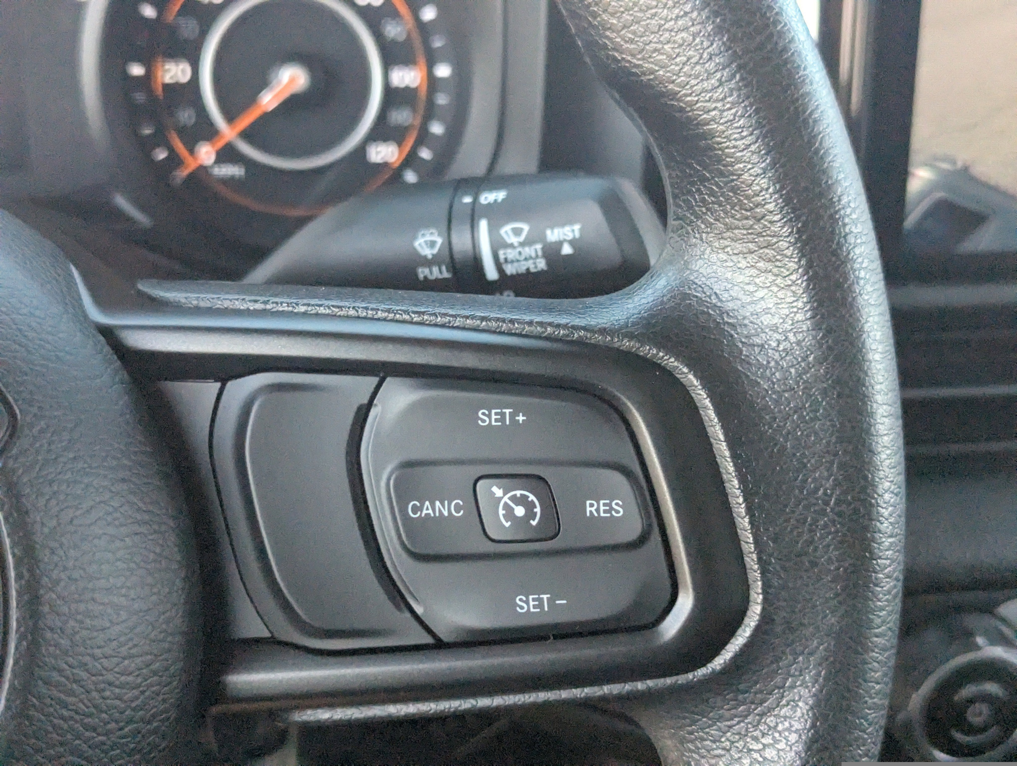 Used 2025 Jeep Gladiator Sport image 27