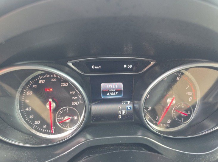 Used 2019 Mercedes-Benz GLA 250 w/ Premium Package image 6
