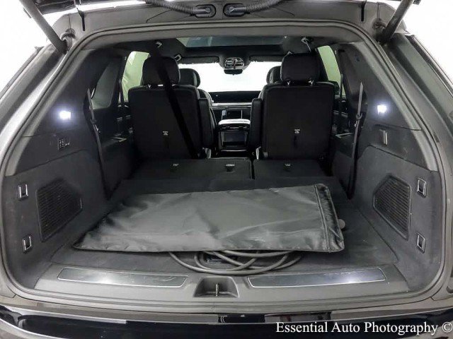 Used 2025 Cadillac Escalade IQ Luxury 1 AWD/4WD image 32