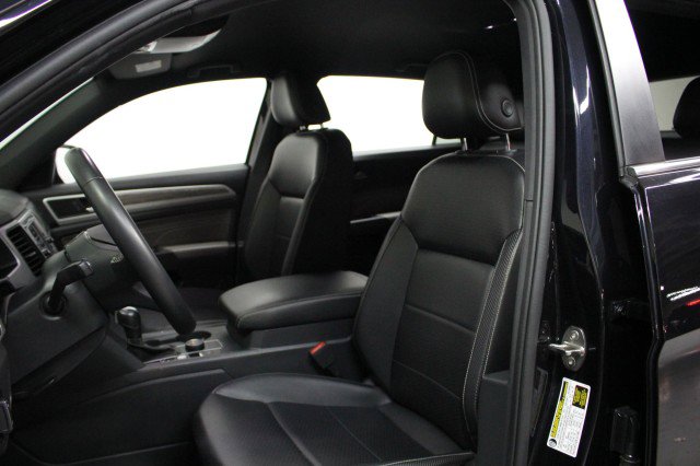 Used 2022 Volkswagen Atlas Cross Sport SE image 8