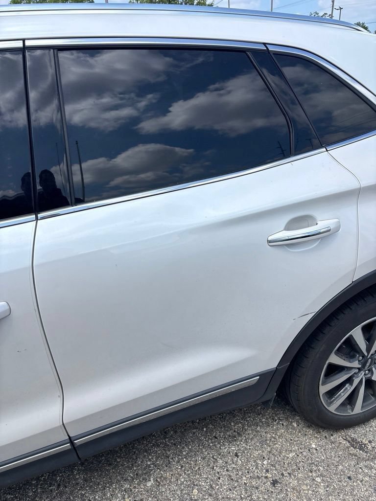 Used 2019 Lincoln MKC Reserve w/ MKC Technology Package FWD image 4