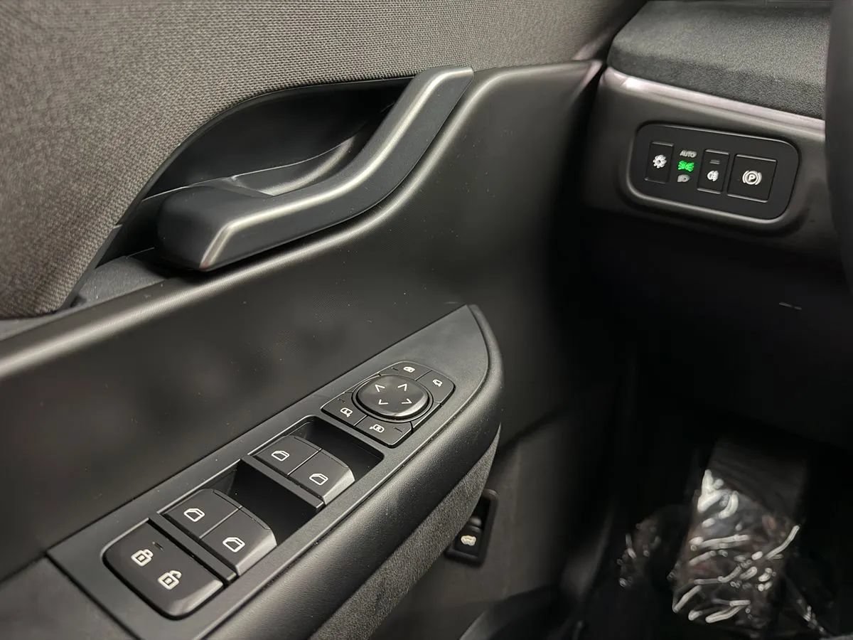 Used 2023 Fisker Ocean One AWD/4WD image 12