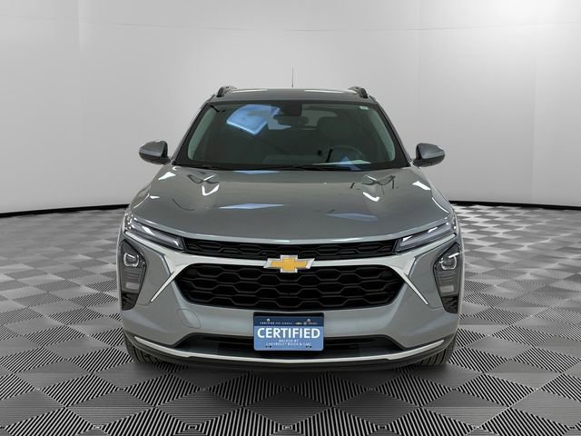 Certified 2024 Chevrolet Trax LT w/ Driver Confidence Package image 8