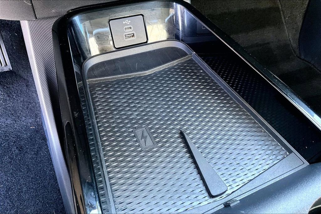 Used 2025 Ford Mustang Mach-E Select image 30