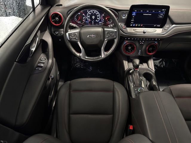 Used 2025 Chevrolet Blazer RS image 5