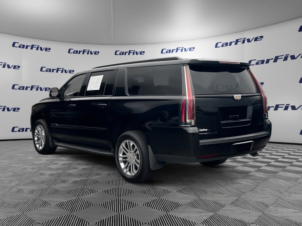 Used 2020 Cadillac Escalade ESV 4WD image 3