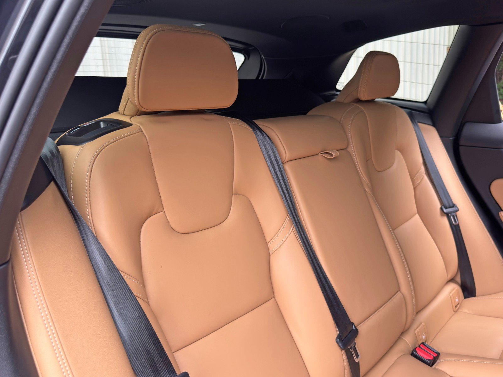 Used 2023 Volvo XC60 B5 Ultimate w/ Climate Package FWD image 40