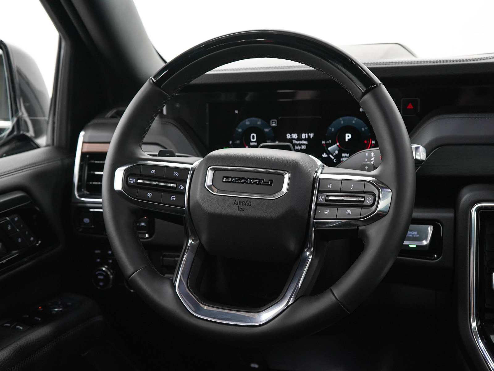 Used 2026 GMC Yukon Denali w/ Denali Reserve Package AWD/4WD image 20