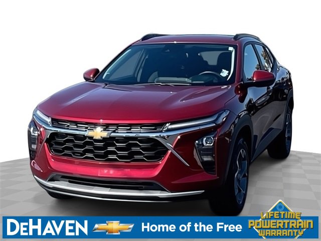 Certified 2024 Chevrolet Trax LT w/ Driver Confidence Package image 1