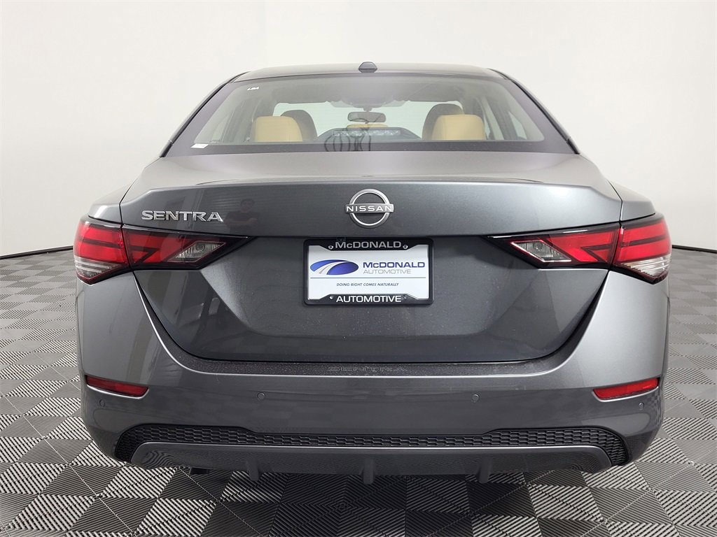 New 2025 Nissan Sentra SV w/ SV Premium Package image 4