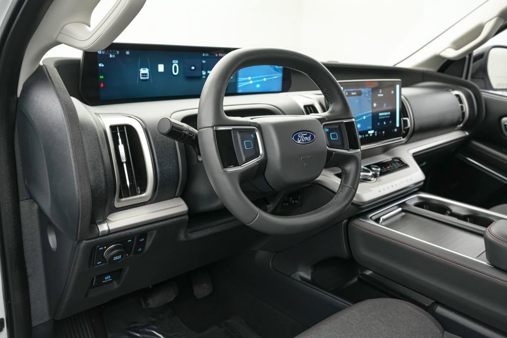 Certified 2025 Ford Expedition Max Active AWD/4WD image 13
