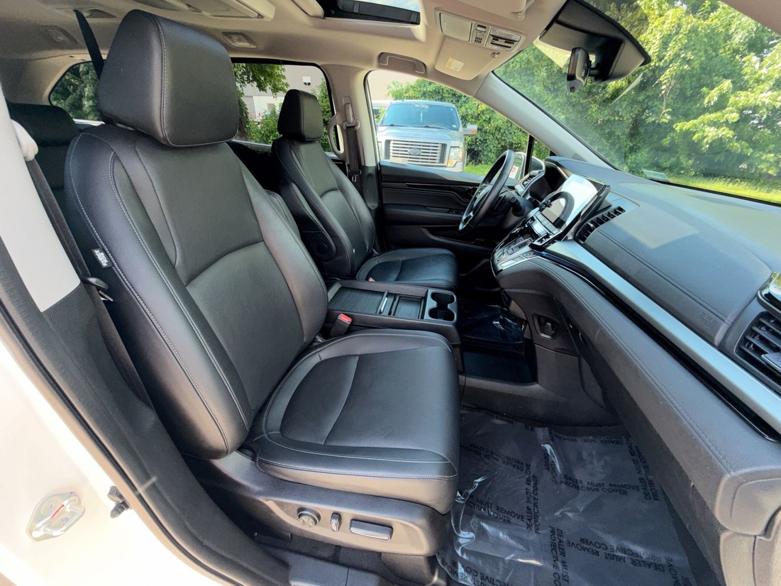 Used 2023 Honda Odyssey Touring image 23