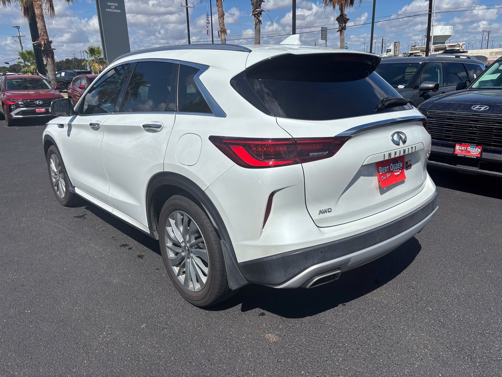 Used 2023 INFINITI QX50 Luxe AWD/4WD image 4