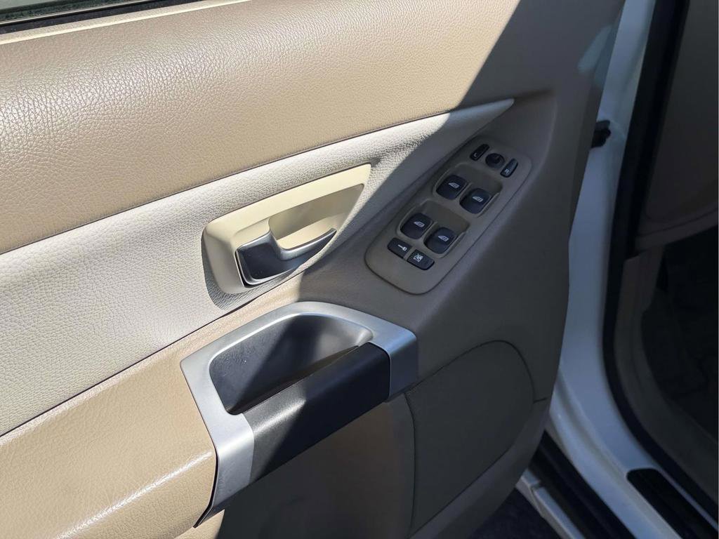 Used 2013 Volvo XC90 3.2 AWD/4WD image 15