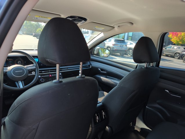 Used 2025 Hyundai Tucson SEL FWD image 16