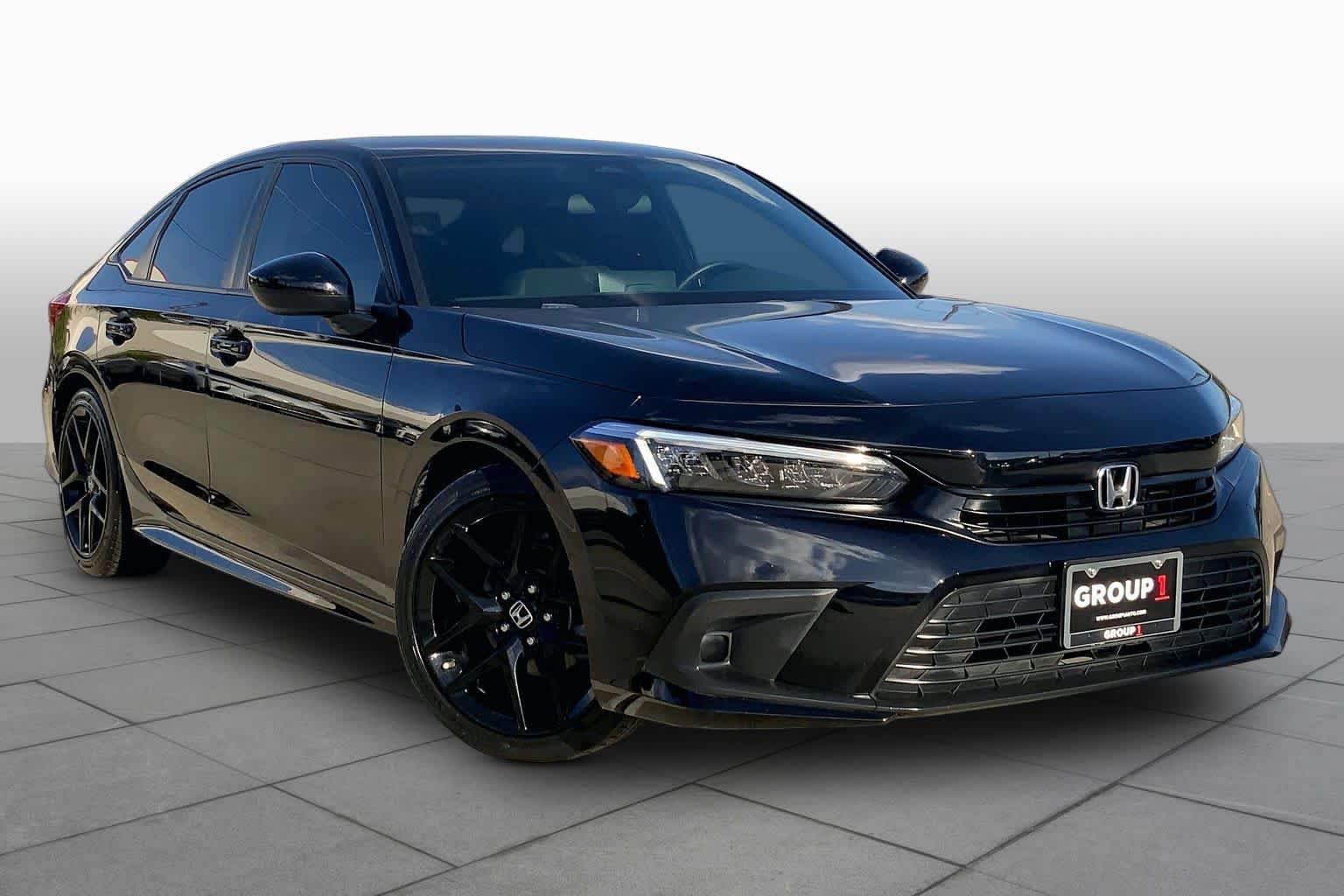 Used 2024 Honda Civic Sport image 2