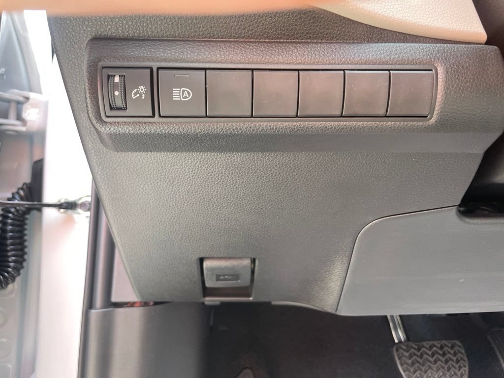 New 2026 Toyota Corolla LE FWD image 19