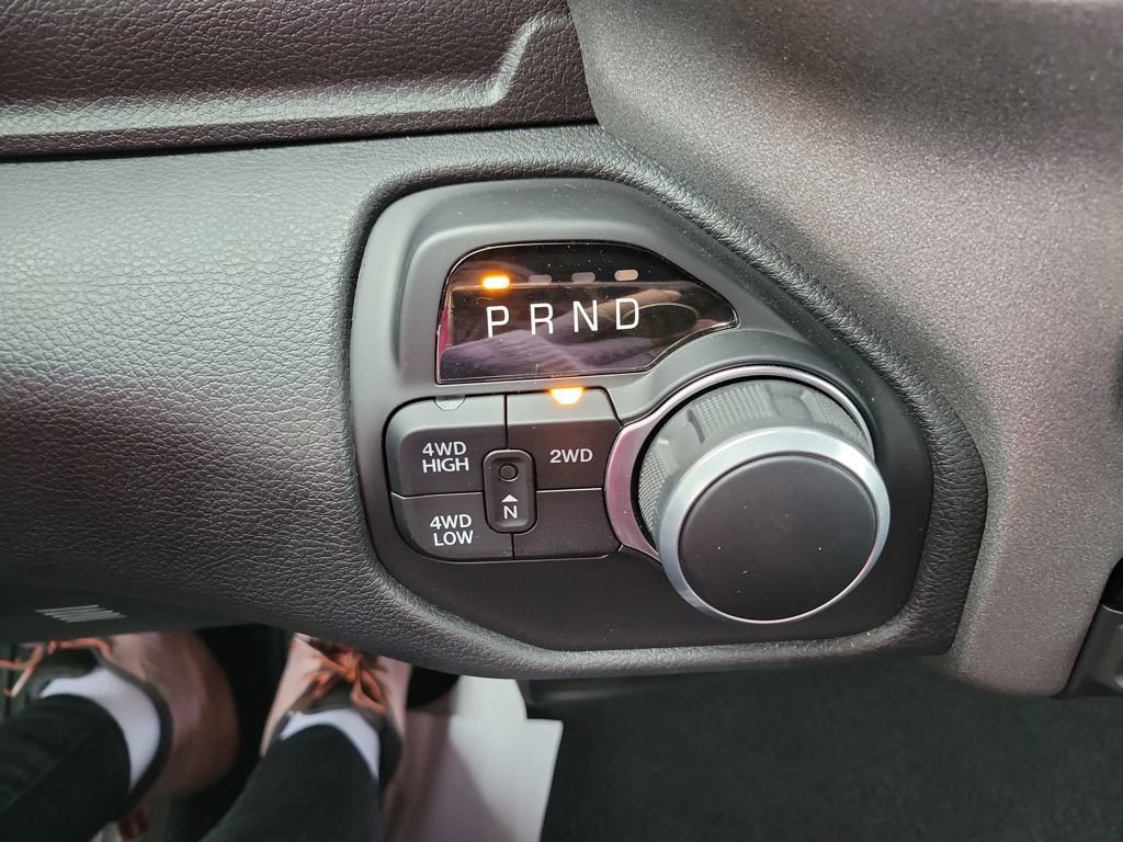 New 2024 RAM 2500 Tradesman w/ Safety Group AWD/4WD image 18