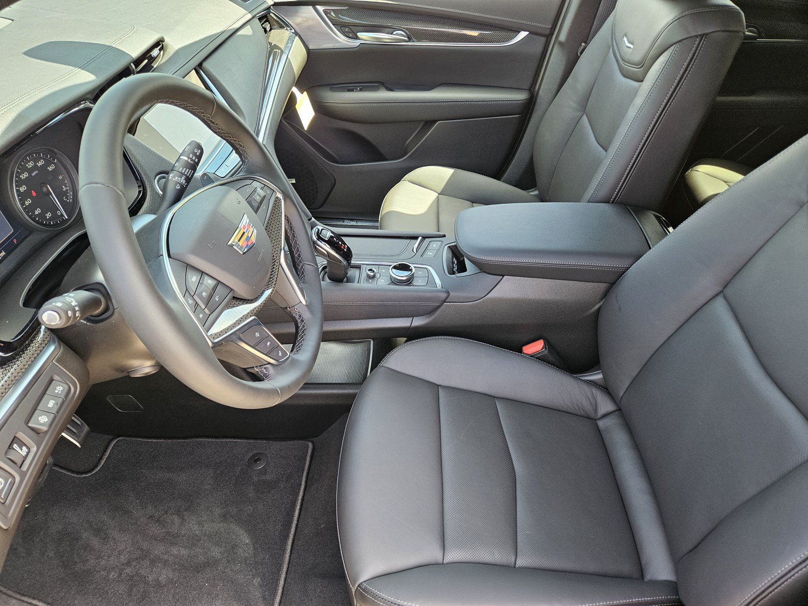 New 2026 Cadillac XT5 Sportv AWD/4WD image 8