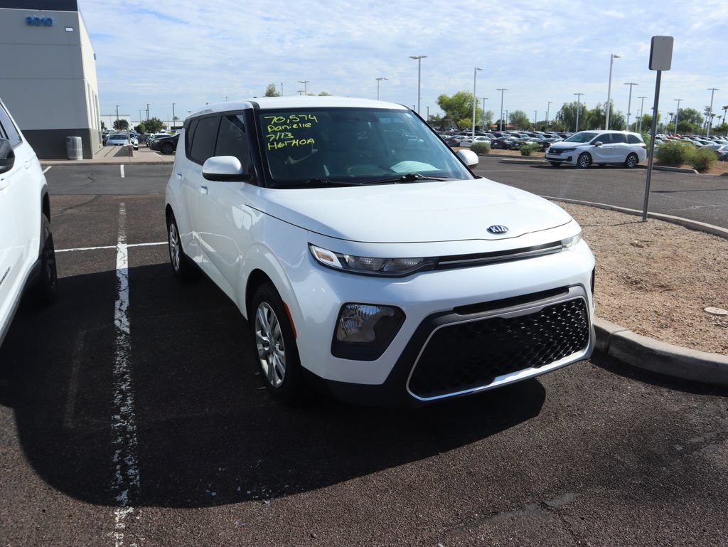 Used 2020 Kia Soul LX FWD image 3