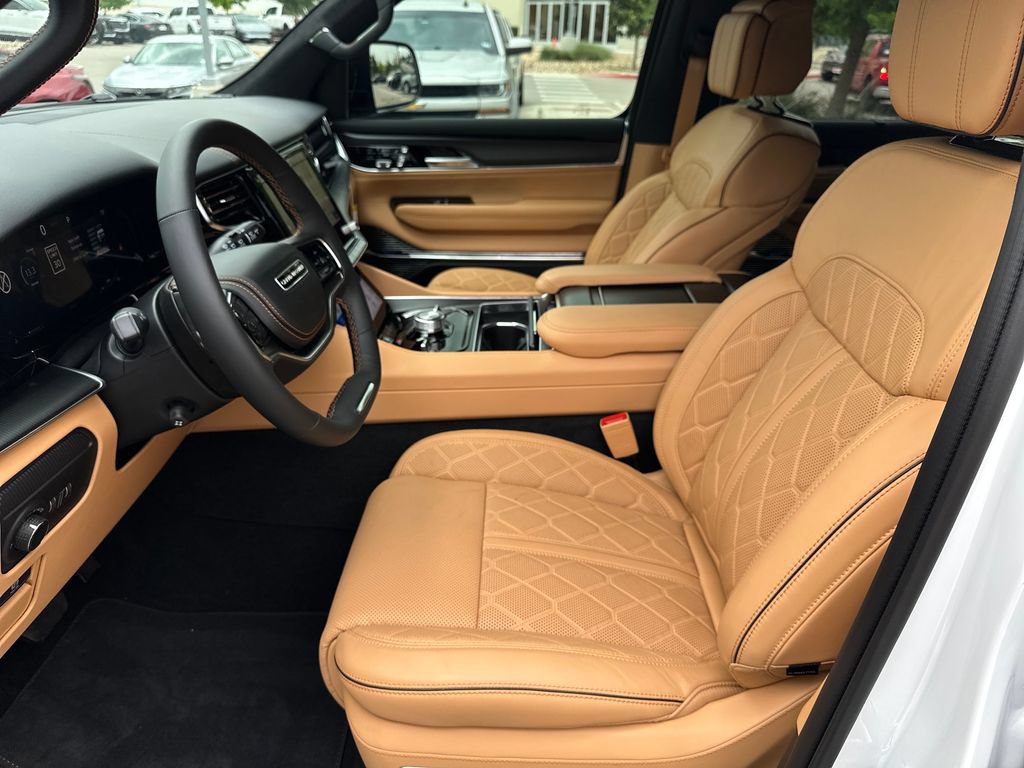 New 2026 Jeep Grand Wagoneer Summit AWD/4WD image 19