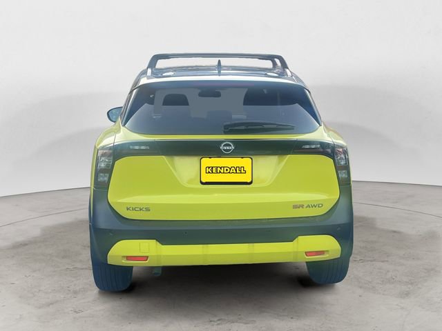 New 2025 Nissan Kicks SR image 3