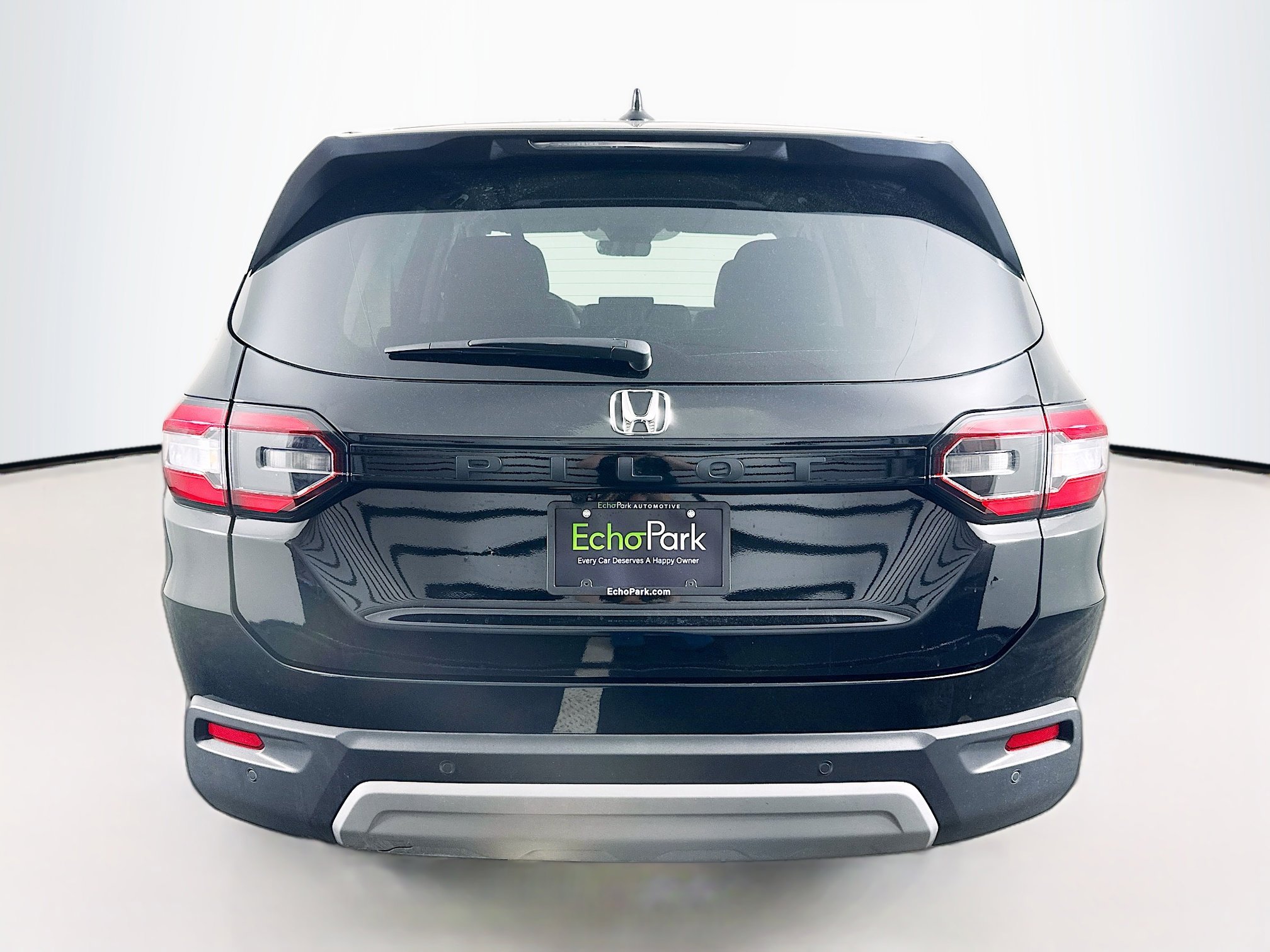 Used 2025 Honda Pilot EX-L image 7
