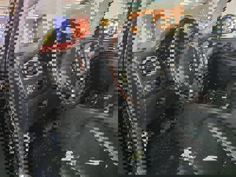 Used 2013 GMC Yukon XL Denali image 10