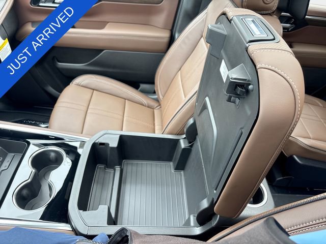 New 2026 Chevrolet Tahoe High Country AWD/4WD image 21