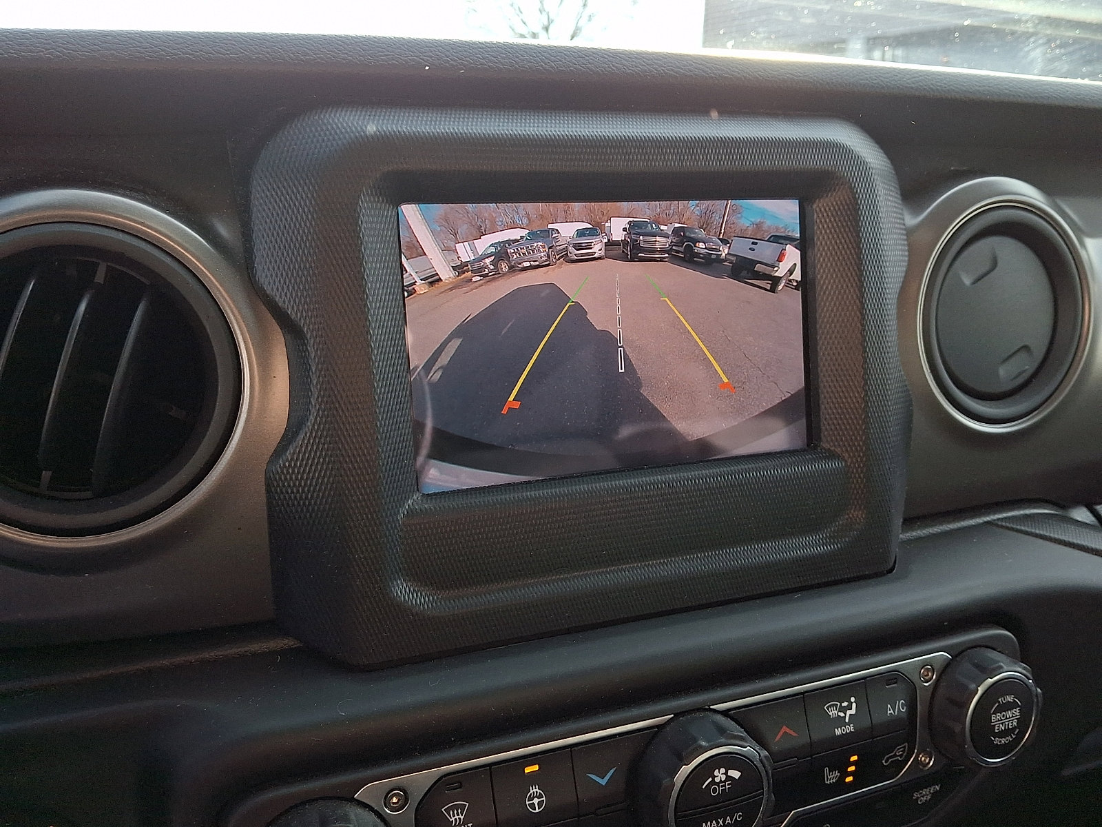 Used 2023 Jeep Wrangler Sport S image 24