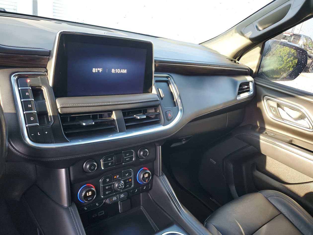 Used 2021 Chevrolet Tahoe Z71 w/ Luxury Package AWD/4WD image 24