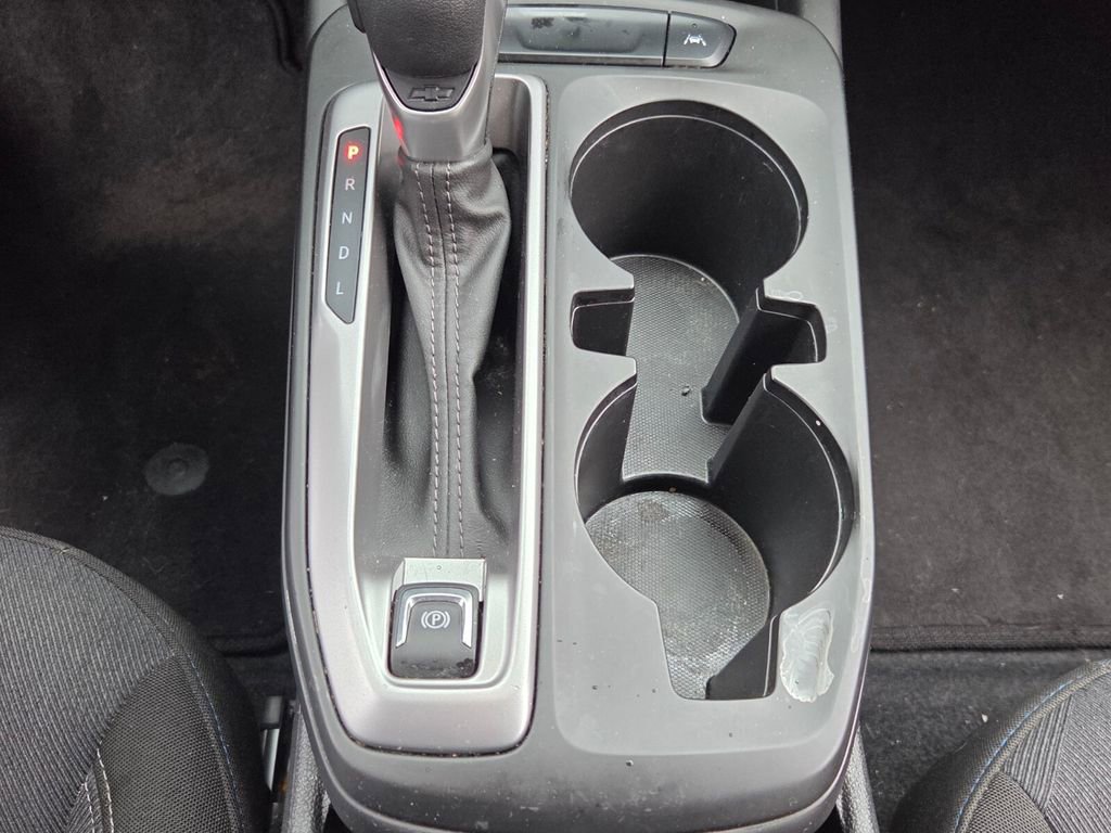 Used 2024 Chevrolet Trax LS image 18