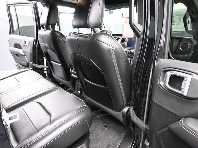 Used 2023 Jeep Wrangler Unlimited Sahara w/ Cold Weather Group AWD/4WD image 20