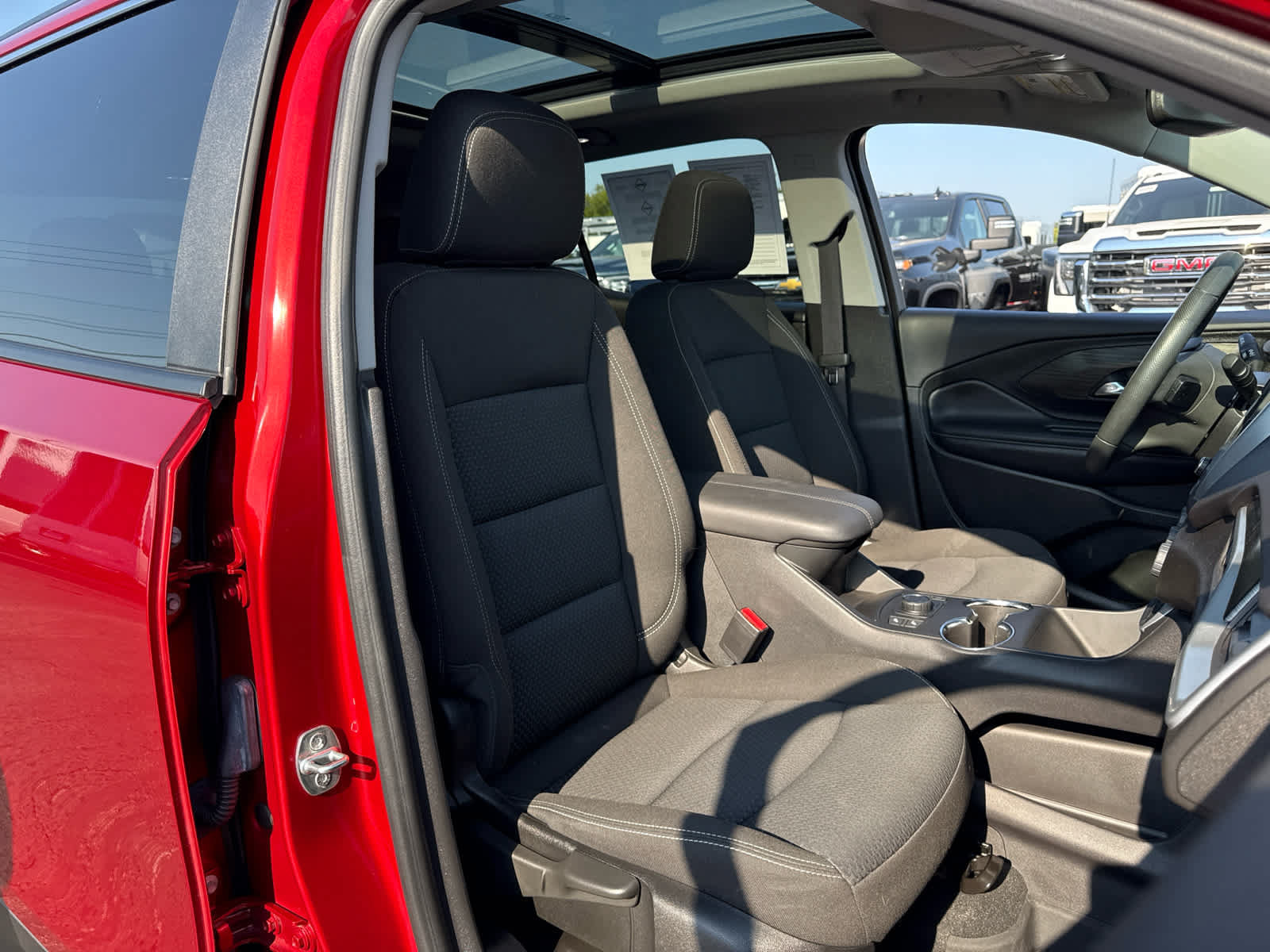 Certified 2023 GMC Terrain SLE w/ Driver Convenience Package AWD/4WD image 24