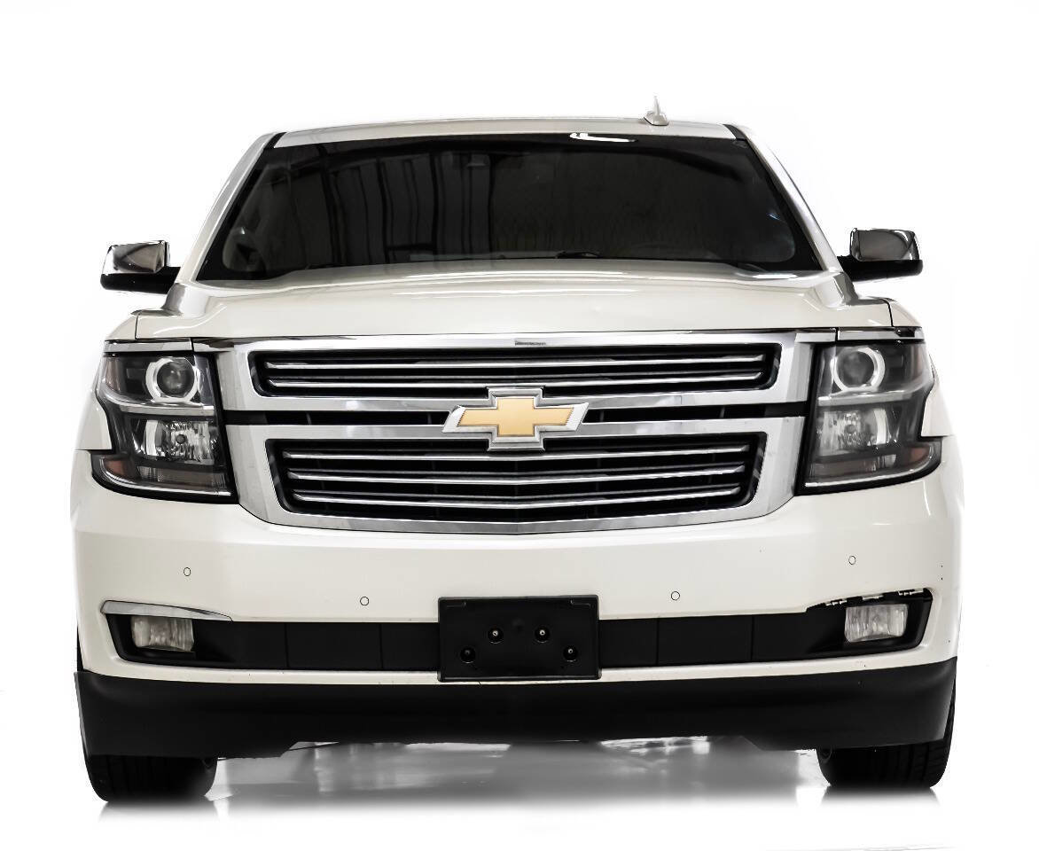 Used 2015 Chevrolet Suburban LTZ image 7