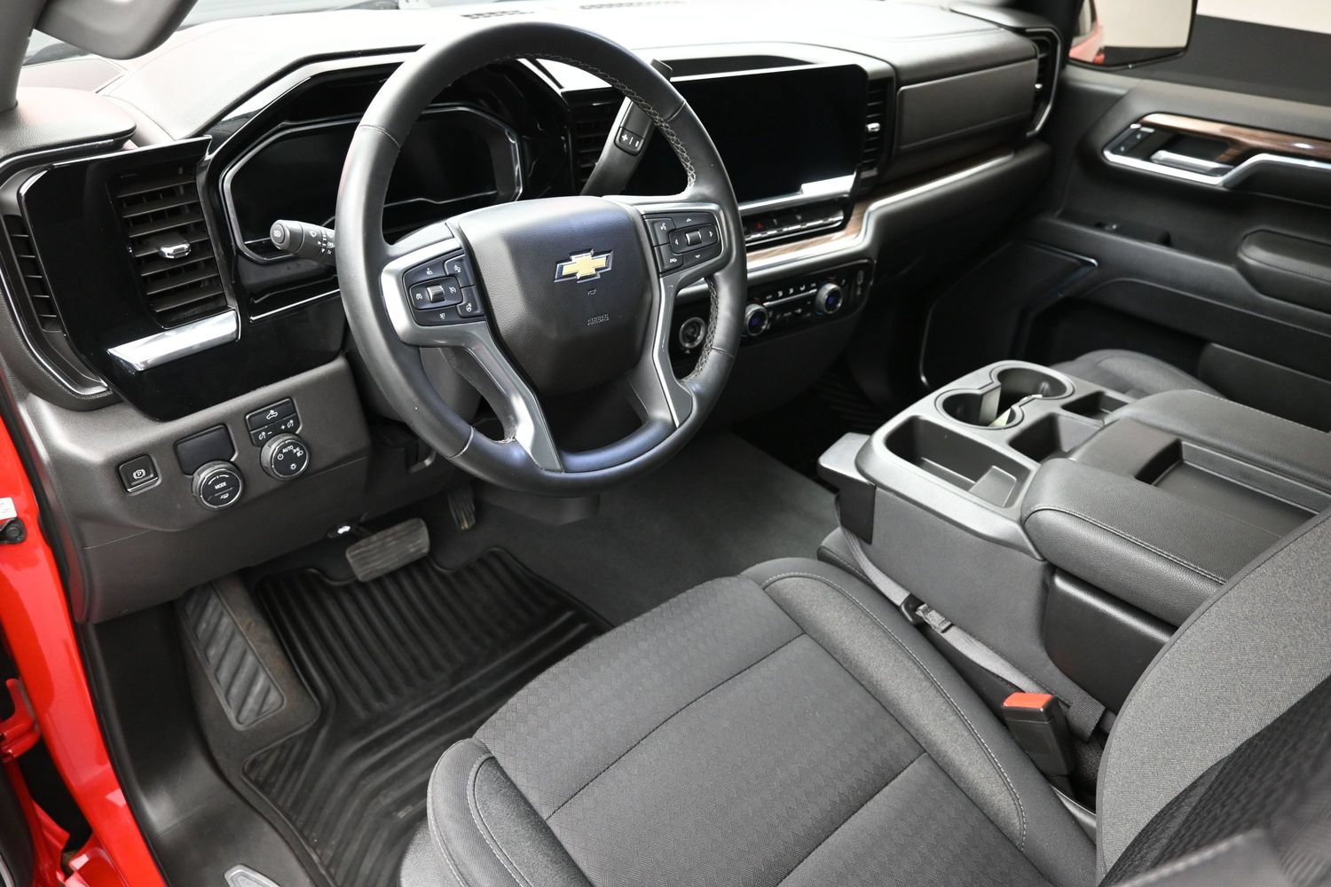 Used 2023 Chevrolet Silverado 1500 LT RWD image 22