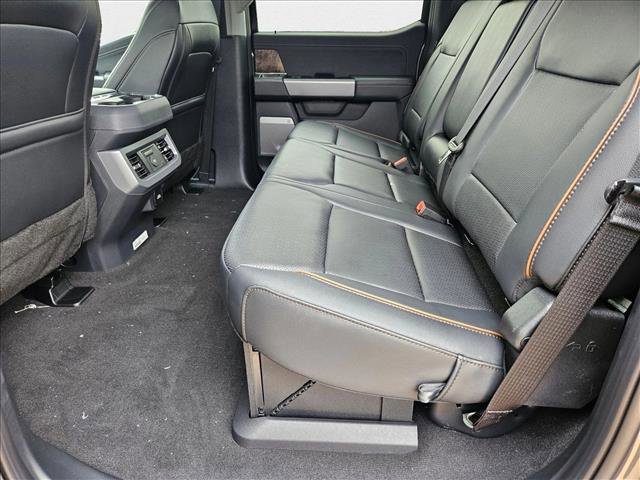 New 2026 Ford F250 Lariat w/ FX4 Off-Road Package image 16
